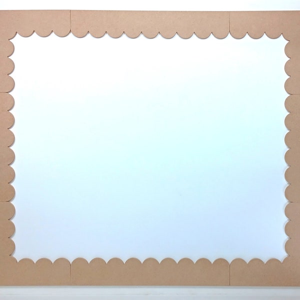 Scallops MDF Mirror Frame Set 8 piezas 4 piezas de esquina, 4 piezas intermedias, Ajustable a cualquier tamaño, Decoración de pared invertida Scallops Mini, 27x22