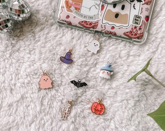 Kindle-bedel, Halloween-bedel, telefoonbedel, iPad-bedel, USB C-bedel, leesgrage merchandise, Kindle-accessoires, telefoonaccessoires, USB-C-stekker