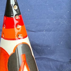 CLARICE CLIFF FARMHOUSE Conical Sugar Sifter. Art deco Bizarre. Clarice Cliff collector item. Centenary tribute. Perfect gift idea. Rare.
