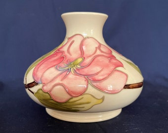 MOORCROFT MAGNOLIA SQUAT Vase. 11cm high, 13cm across. Classic Moorcroft pattern. Highly collectible. Perfect gift for Christmas. China art.