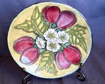 MOORCROFT Pruimenschaal 11 cm. Moderne Moorcroft. Collectoritem. Perfect cadeau-idee. Zeer verzamelbaar en zeer gewild. Aardewerkkunst.