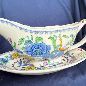 MASONS REGENCY SAUCE Boat & Stand. Classic Masons pattern. Heritage pattern. replacement china. Gift idea. Collector item. Country living