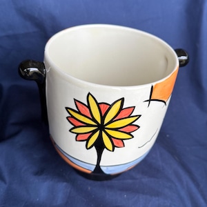 LORNA BAILEY BEACH Vase 14cm. Modern Art Deco. Pottery Art. Highly collectable and very sought after. Hand made and painted. Collector item.