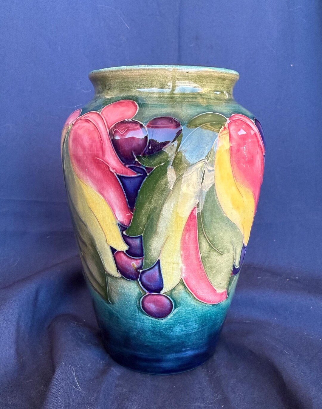 Moorcroft R MOORCROFT LEAF and BERRY Vase 15cm. 1928-1949 William Moorcroft ...