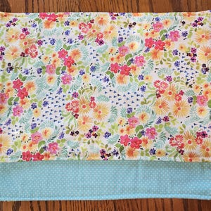 Reversible Wildflower Print Fabric Placemat: Floral Table Decor