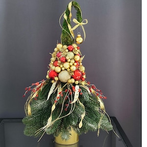 Handmade Christmas Tabletop Tree –  Holiday Centerpiece-Christmas table decoration- Mini Xmas tree- Mini tabletop Xmas tree decorated