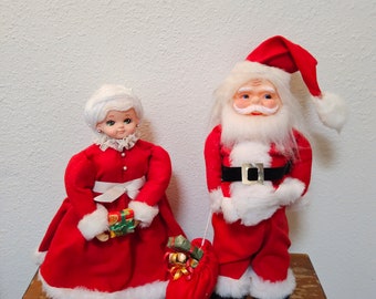 Vintage Mid Century Santa Clause and Mrs Clause Figurines - Hand Made Christmas Decorations - Santa Clause and Mrs Clause Statues - Holiday