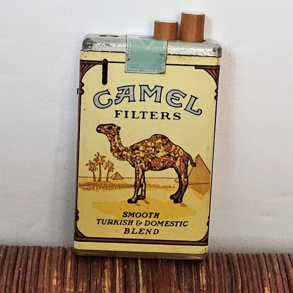 briquet vintage chameau - souvenirs cigarettes chameau des années 1990 - allume cigare chameau