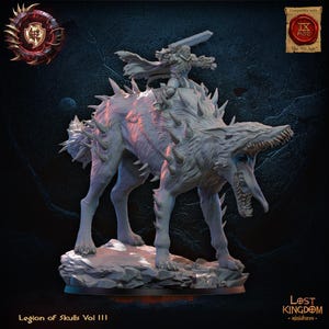 Op de afbeelding: Een gedetailleerde, grijze miniatuur van een krijger die op een monsterlijk, wolfachtig wezen rijdt. De wolf heeft scherpe stekels en een open bek. De krijger houdt een zwaard vast. De basis toont "Legion of Skulls Vol III".