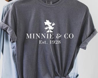 Camiseta Disney Minnie and Co, Camiseta Disney Comfort Colors, Camiseta Disney Family, Camiseta Disney Minnie Mouse, Est. 1928 Camiseta Disney para niños, 140896