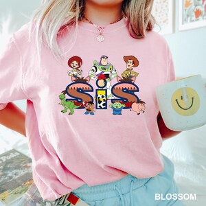 Camisetas familiares de Toy Story, camisetas personalizadas de Pixar a juego, camisetas grupales de Disney para mamá, papá, hermano, hermana, atuendos personalizados de Pixar, 141163 imagen 3