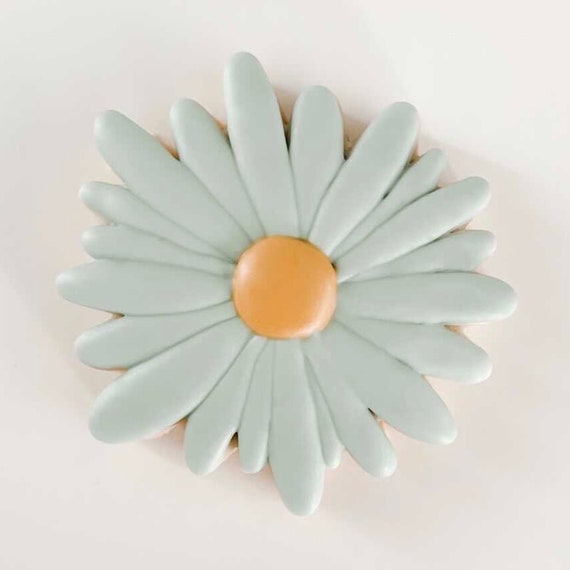 Daisy Cookie Cutter