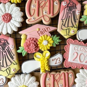 Floral Grad Cap Cookie Cutter image 4
