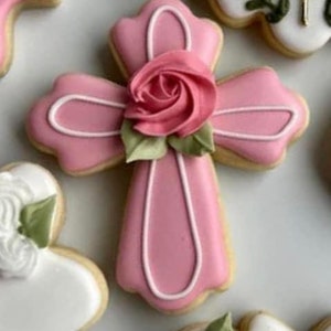 Fancy Cross Cookie Cutter