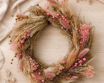 Dried flower wreath 30 cm | Boho door wreath, pink | Handmade wall wreath | Front door wreath | Year-round decoration | Housewarming gift
