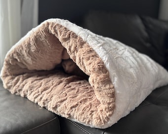 Pet bed, pet sleeping bag, cat bed, dog bed, pet pocket, basket, pet blanket