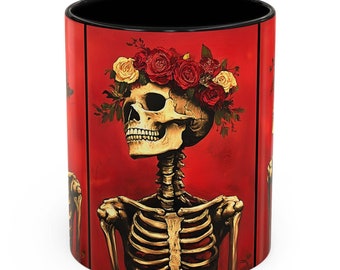 Taza de café con acento de corona floral de esqueleto - Taza de calavera roja bohemia gótica, regalo de Halloween, taza artística única, regalo para amantes del café, macabro