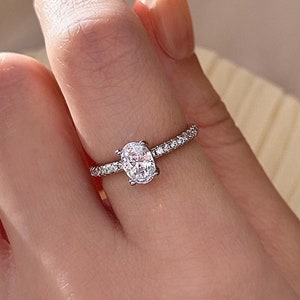 Classic Oval Cut 0.76ct. Diamond Zircon Ring, Wedding Engagement Ring, Silver Color