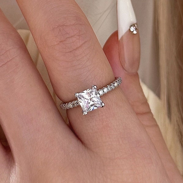 Classic Princess Cut 0.75ct. Zircon Diamond Ring, Wedding Engagement Ring, Silver Color