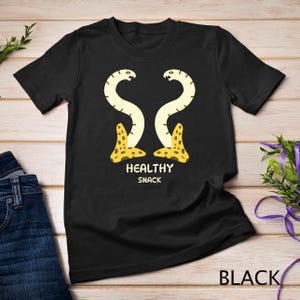 Sudadera divertida con camiseta y dibujo de serpientes divertidas que promueven bocadillos saludables