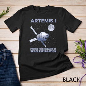 Artemis I Moon Space Exploration Moon Base To Mars T-Shirt Sweatshirt