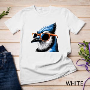 サングラスをかけたクールなブルージェイバードのグラフィックアートTシャツスウェットシャツ