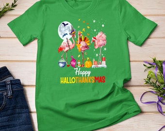 Flamingo Happy HalloThanksmas Funny Halloween Thanksgiving T-Shirt Sweatshirt