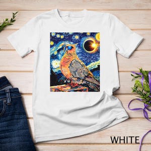 Total Solar Eclipse Mourning Dove Cute Dove Lover T-Shirt Sweatshirt