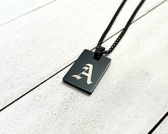 Collier initial pour homme : pendentif gravé en acier inoxydable noir