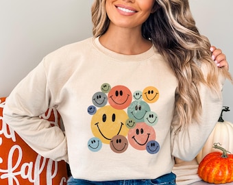 Retro Smiley Face Sweatshirt, Smile Face Aesthetic Hoodie, Smiling Face Emoji Sweatshirt