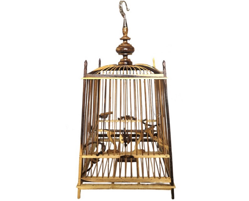 Picture of Handmade Wooden Bamboo Spigot Bird Cage, 15-teeth Sport Cage With Head ...