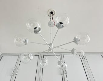 Lámpara de araña de cristal transparente: luminaria lineal blanca