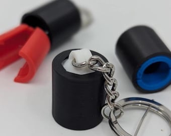 Syringe Clip Holder Keychain, Medical Badge Accessory