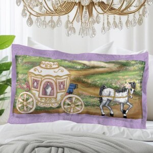 Dromerige prinses met paard en wagen sprookjesachtig decor, originele kunst, luxe koningskussendecokussen paarse roos, romantisch decor, betoverend decor