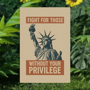 Subtle Anti Trump Protest Plastic Yard Sign, Political Activist Lawn Decoration, Democracy Has No Kings, Resistance No Kings in America 1776