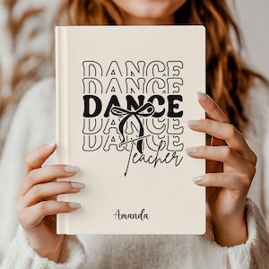Personlig danslärarjournal, inbunden anteckningsbok, present till dotterkonsert