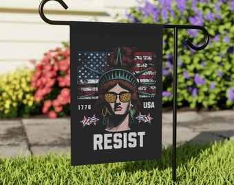 Resist Garden Flag, anti-Trump, Political Banner, House Decoration, Garden and House Flag, Patriotic Outdoor Decor