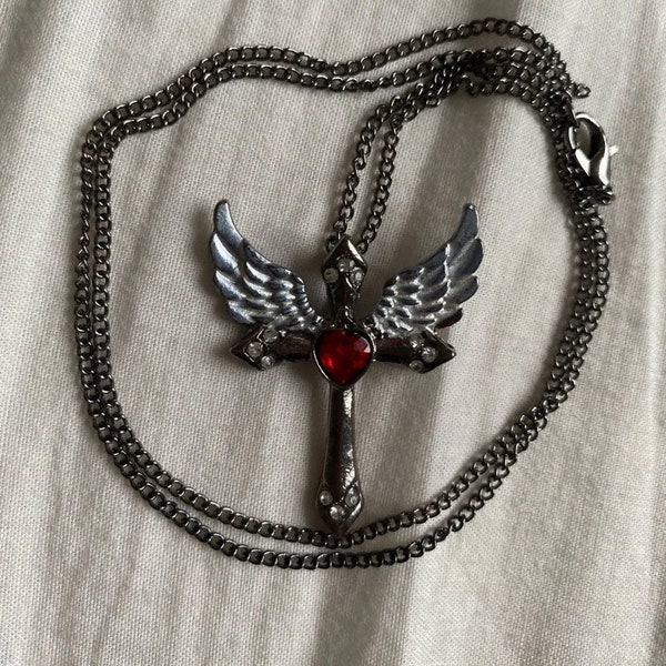 Y2K Angel Heart Necklace