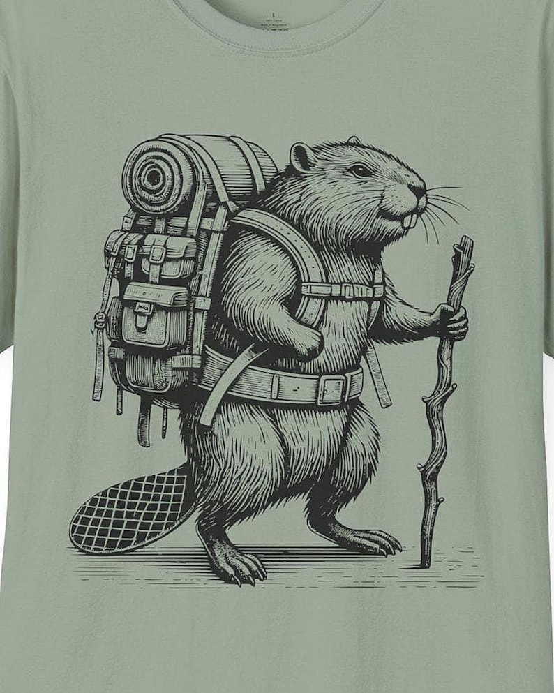 Camiseta gráfica de Castor aventurero: regalo de ropa de senderismo natural imagen 1