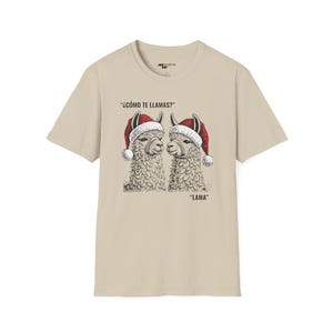 Wie wäre es mit Lamas? - Lama / Gravur-Style Weihnachtslama T-Shirt / Unisex Softstyle T-Shirt