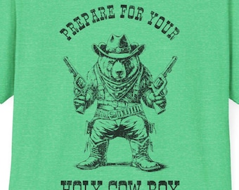 Vintage Cowboy Bear T-Shirt: Wild West Animal Engraving
