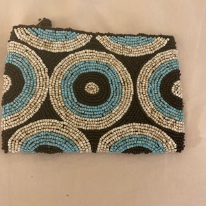 Monedero / cartera pequeña con cuentas de mano vintage