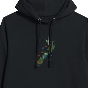 Sudadera con capucha premium bordada con el mapa de Nueva Zelanda - Corte entallado para mujer / Cómoda y elegante sudadera con el orgullo kiwi (tallas XS a XL)
