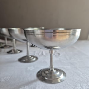 Set of 6 Remy Letang large ice cream cups, satin-finished stainless steel, stainless Parisian dessert cups. Vintage French bistros from the 70s