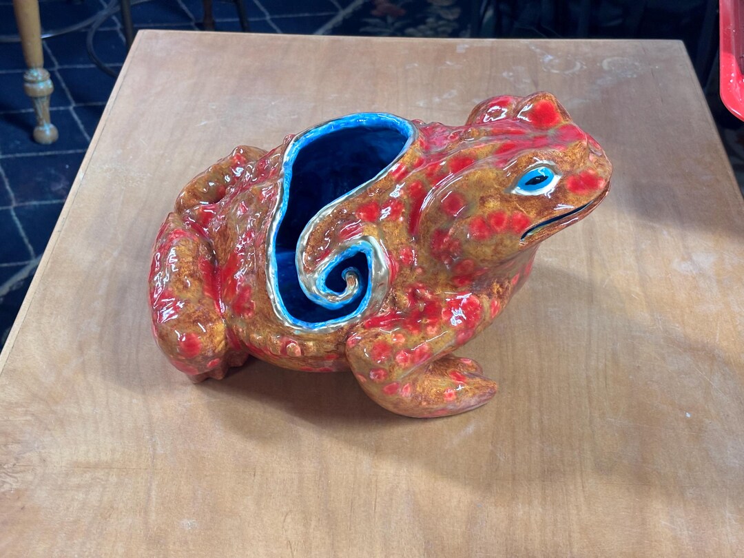 Vintage Arnel Ceramic Toad Mold Created Yarn Toad New in the Toilet