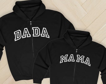 Sudaderas con cremallera completa a juego para mamá y papá, estilo universitario, ideales para anunciar el embarazo en familia. Regalo perfecto para los nuevos papás.