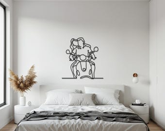 Art mural en métal pour couple moto, silhouette de cavalier romantique, décoration motard dessin au trait pour maisons uniques, aventuriers et intérieurs minimalistes