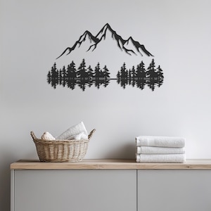 Decorazione murale con foresta di montagna, decorazione murale in metallo con paesaggio naturale, decorazione murale con baita, cartello da parete rustico con albero di pino, arte murale in metallo con foresta