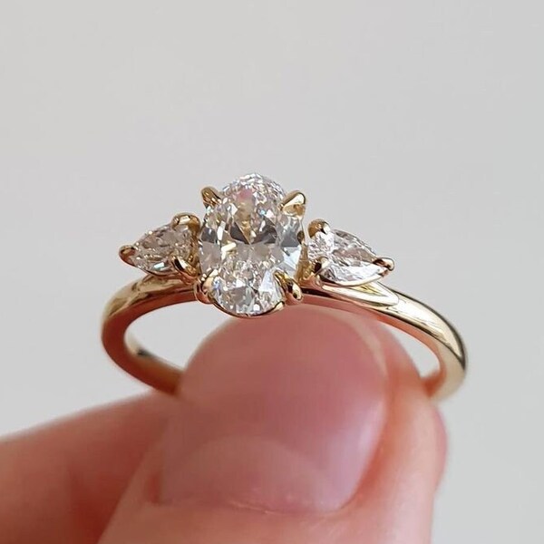 Three Stone Lab Created Diamond Rings Etsy