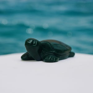 Hand-Carved Green Jade Turtle Figurine: Feng Shui Good Luck Charm